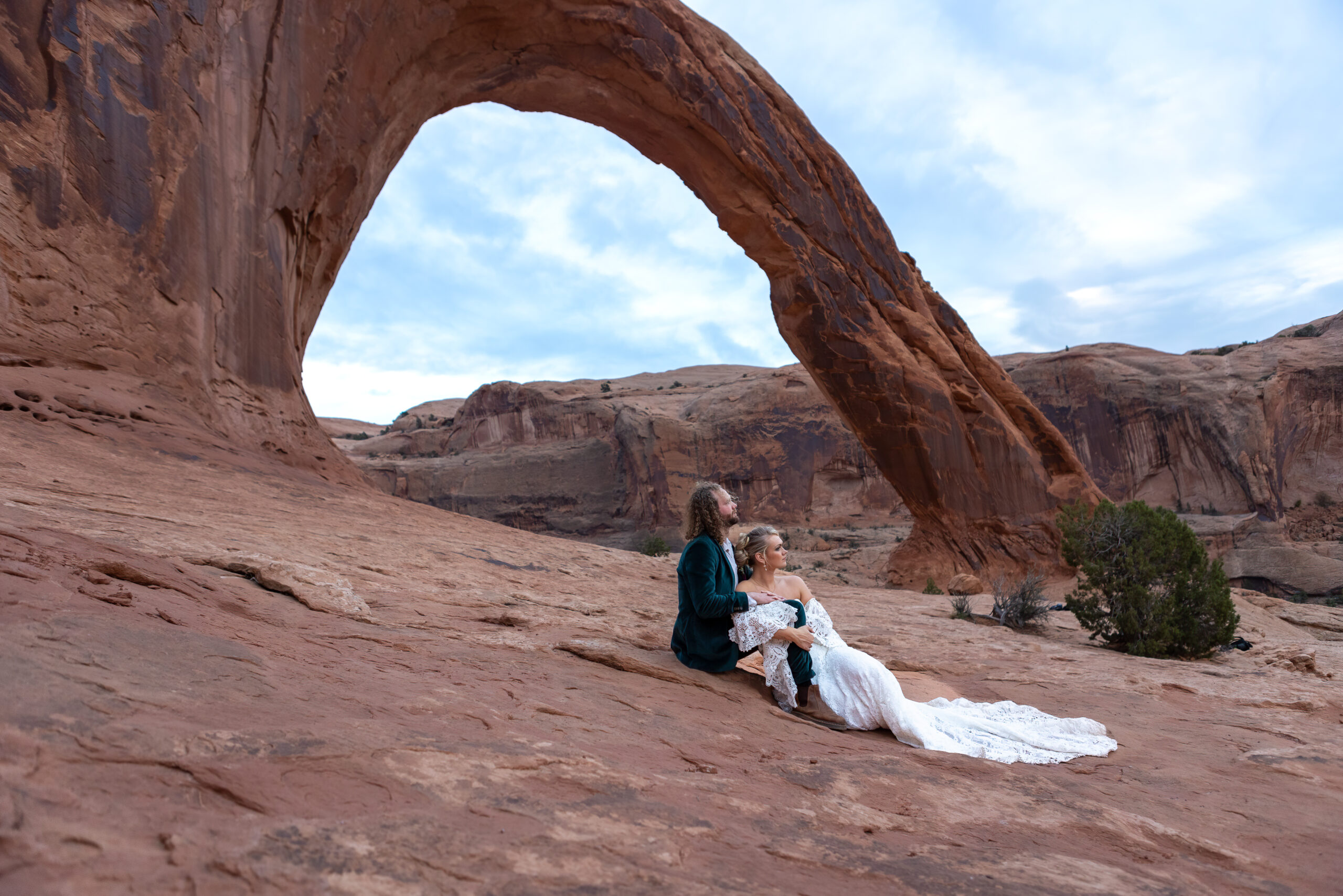 Couple enjoying quiet moment at corona arch overlook
